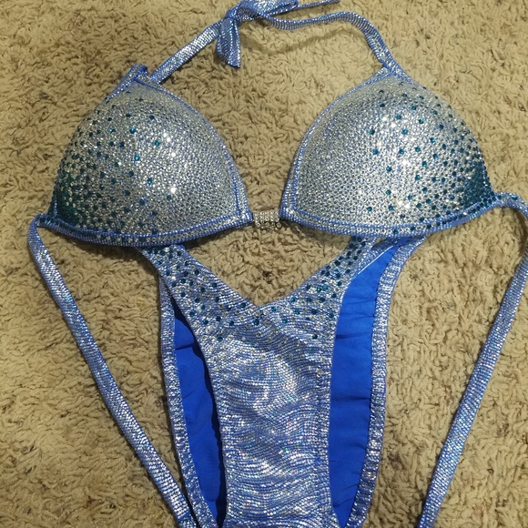 NPC Figure Bikini - Picture 1 of 4